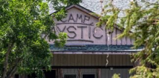 260624 Camp Mystic ch 0904 8e4e26