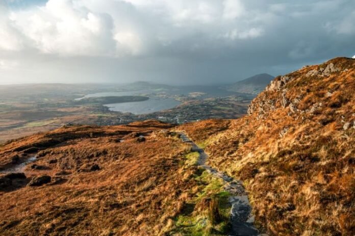 5 Beautiful Irish Walks and Hikes to Try This Spring