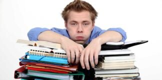 Leaving Cert Mum 02 pic 01 shutterstock