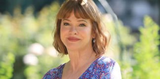 Teresa Mannion Evoke