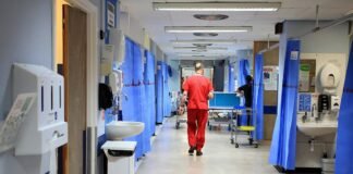 hse finds no structured system to monitor phasing out of private consultants in public hospitals
