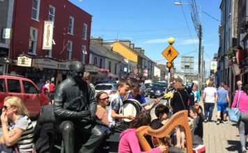 Willie Clancy Street Statue