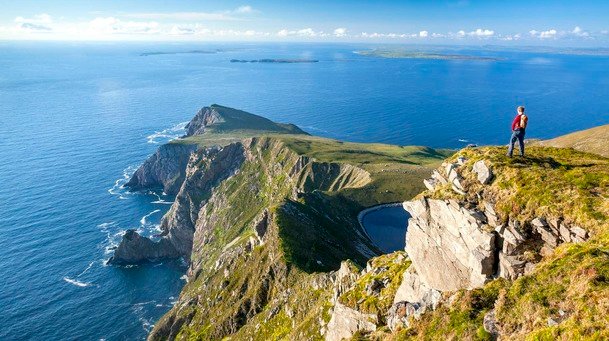 Ireland’s Wild Appetite: Outdoor Adventures, Coastal Flavours and Unmissable Stops