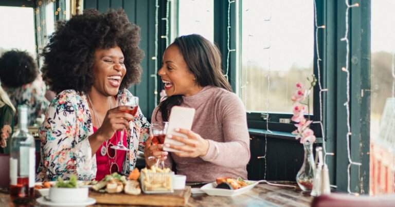 Education Ireland Wellbeing Guide: The 5 Types of Friendships Every Student and Learner Needs