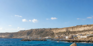 Breaking News: Pope Visits Lampedusa to Honour Migrants Lost at Sea on July 4 mdcga 9977 1783167076