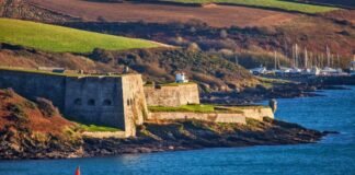 Travel Ireland This August Bank Holiday: Best OPW Heritage Events, Castles and Gardens to Visit Charles Fort Kinsale Co Cork . failte Ireland icp